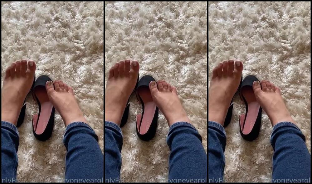 Finebritishfeet Nicknamed Tickletoesuk 06 04 2020 Onlyfans Video After Many Many Requests I Finally Got Me Some Flats Watch Me Dangle And Play