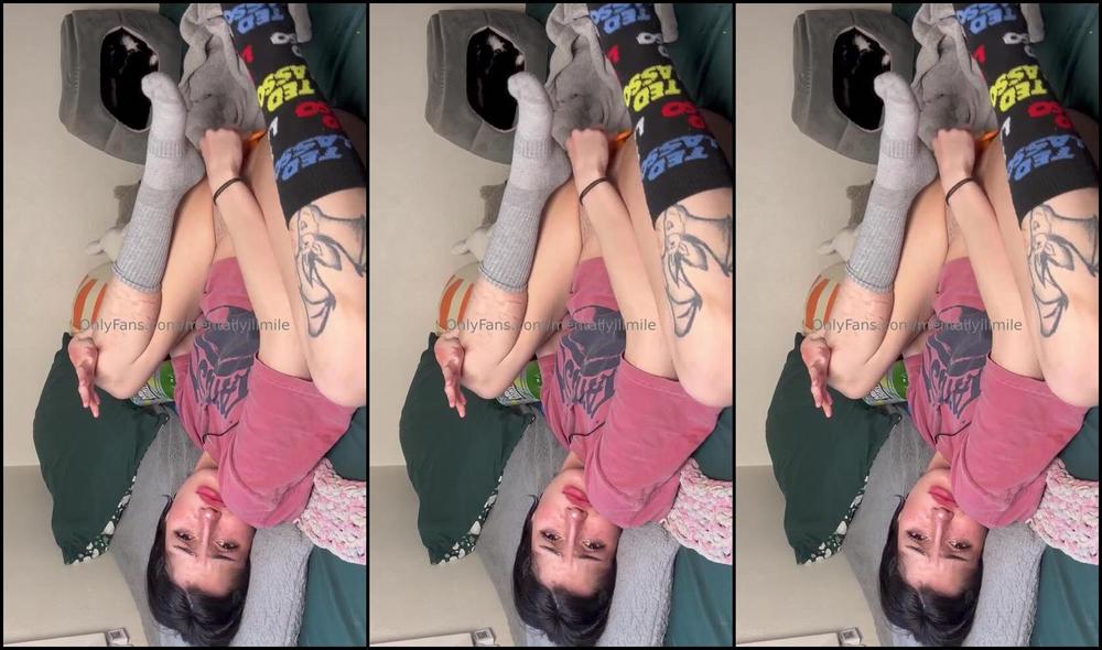 Mentallyillmile Nicknamed Mentallyillmile 04 18 2025 Onlyfans Video Braindead Pet Fucks Her Hole 1080P