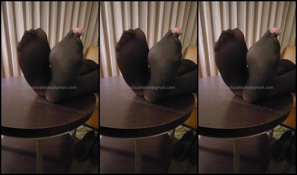 Jadeslocsntoes Nicknamed Jadeslocsntoes 01 22 2025 Onlyfans Video After Work Stinky Feet Joi