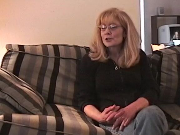 Val, Jennifer, Standing, Bent Over, OTK (Over The Knee), Paddle (Wooden), Hand, Belt, SD, amateurspankings AS Mother And Daughter Clips4Sale