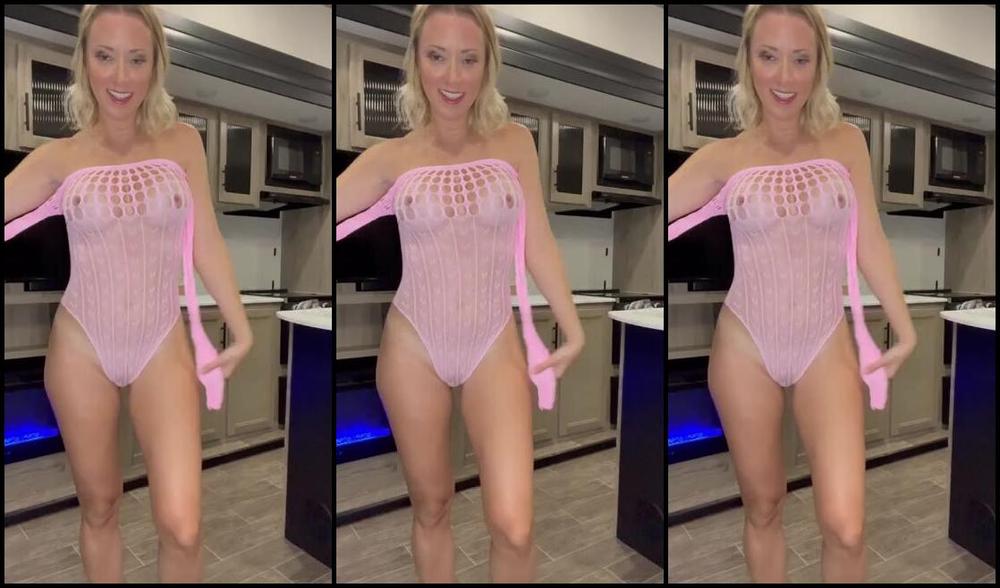 Vicky Stark Nicknamed Vickystark 09 23 2023 Onlyfans Video Crochet Bodysuit Try On Tip Are Always Appreciated