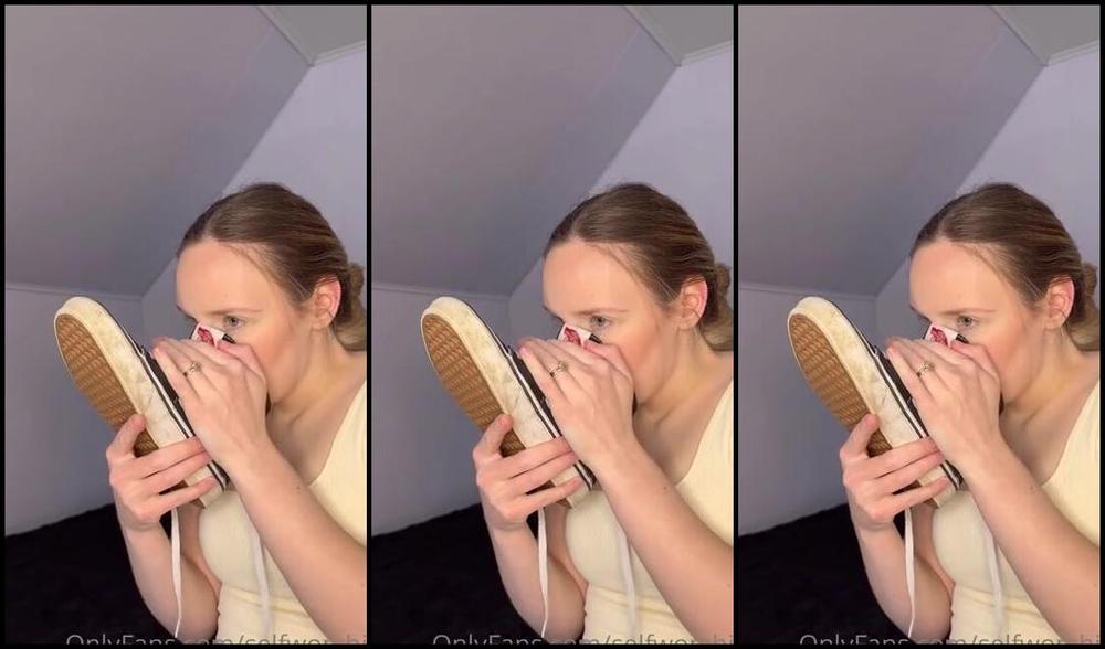 Selfworship Nicknamed Selfworship 02 17 2023 Onlyfans Video Cumming With My Vans In Hand You Guys Asked For More Sexy Smelling Videos Well