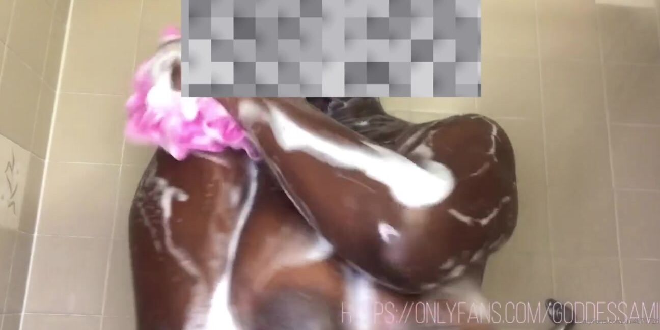 Aminasviponlyfans Nicknamed Aminasviponlyfans Onlyfans Shower With