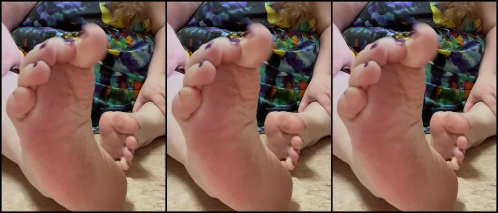 Fattyfeet420 Nicknamed Fattyfeet420 03 20 2023 Onlyfans Video Kitchen Feet And A Little Tease Talk