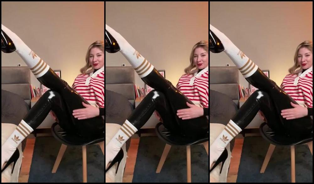 Anna Bronnica Nicknamed Bronnica 02 22 2025 Onlyfans Video Funny Combo Almost A Look Like Miu Miu Or Balenciaga