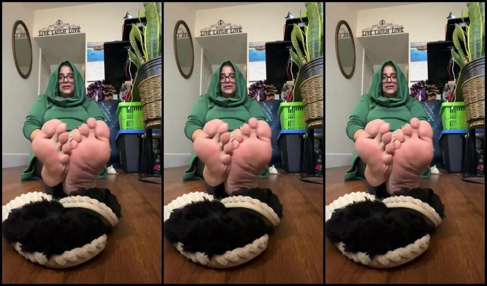 Georgia Peach Nicknamed Stoner Peach 01 12 2024 Onlyfans Video Darth Sith Style Smelly Joi Stupid Sweatshirt Hood