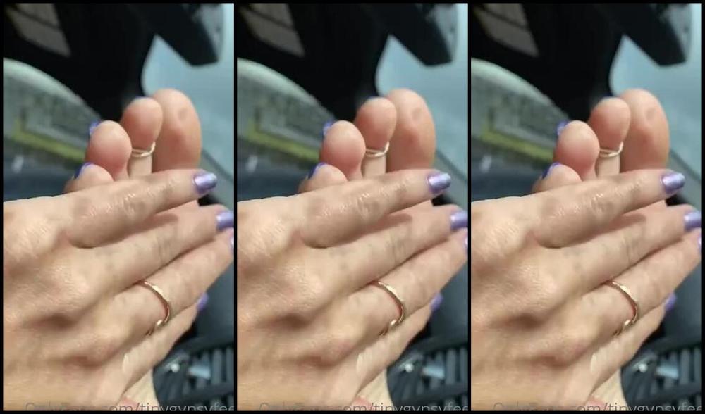 Tiny Gypsy Nicknamed Tinygypsyfeet 03 14 2021 Onlyfans Video Messing Around While Waiting For Our Brekkie