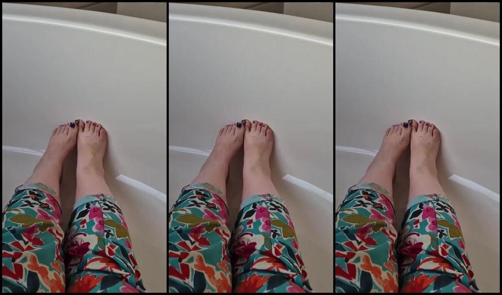 Tinyfairyfeet Nicknamed Tinyfairyfeet 08 24 2024 Onlyfans Video Weve Moved House I Must Have Walked 30 000 Steps Today