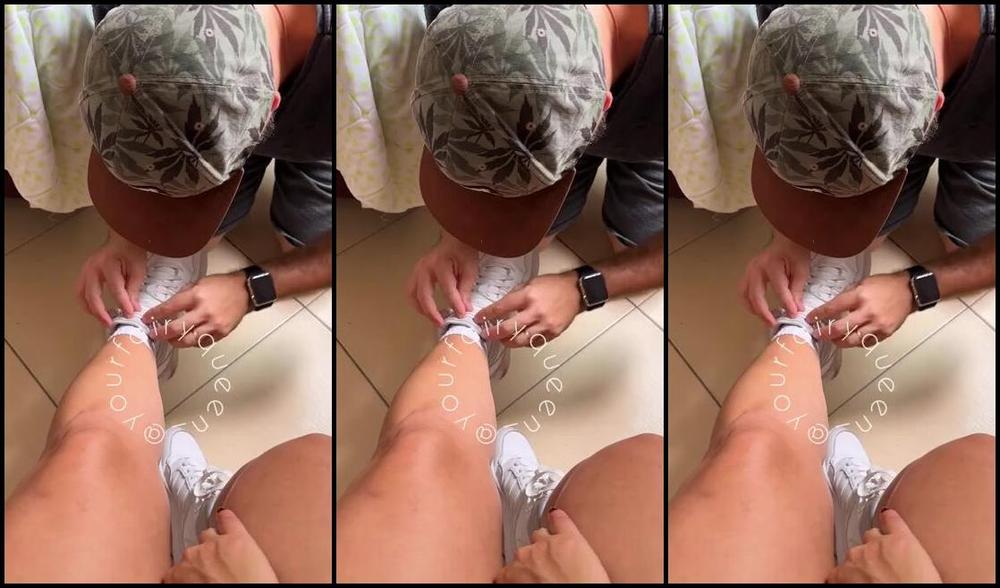 Fairy Queen Nicknamed Fairyqueen Feet 02 09 2025 Onlyfans Video Wonderful Post Gym Scent I Made My Slave Take Off My Socks And I Rubbed Them In