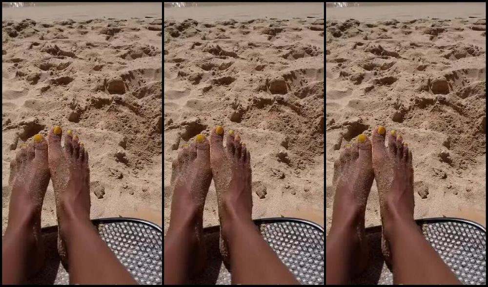 Ceceprincesstoes Nicknamed Cecesprincesstoes 05 18 2022 Onlyfans Video Mini Clips Of Sandy Feet At The Beach