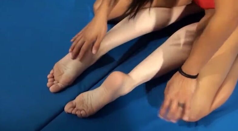 hit the mat boxing and wrestling tickle mania nicole vs helena tickle wrestling saga Clips4Sale