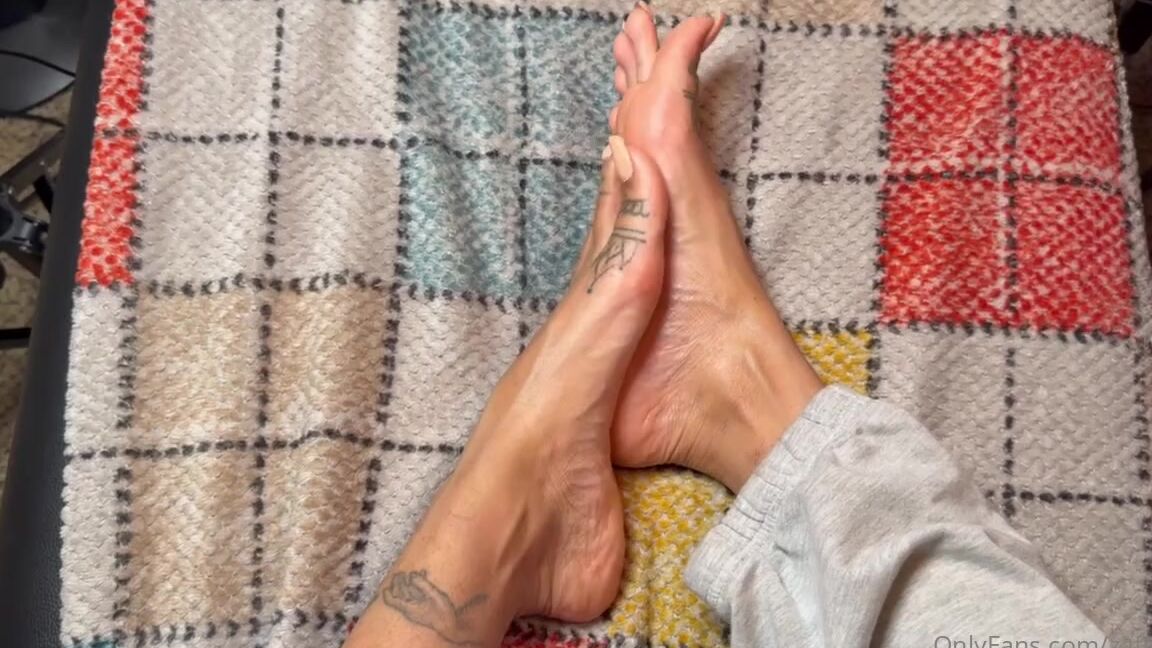 Zafeet Nicknamed Zafeetllc 05 09 2025 Onlyfans Video A Beautiful Sight Of My Arches And Veins