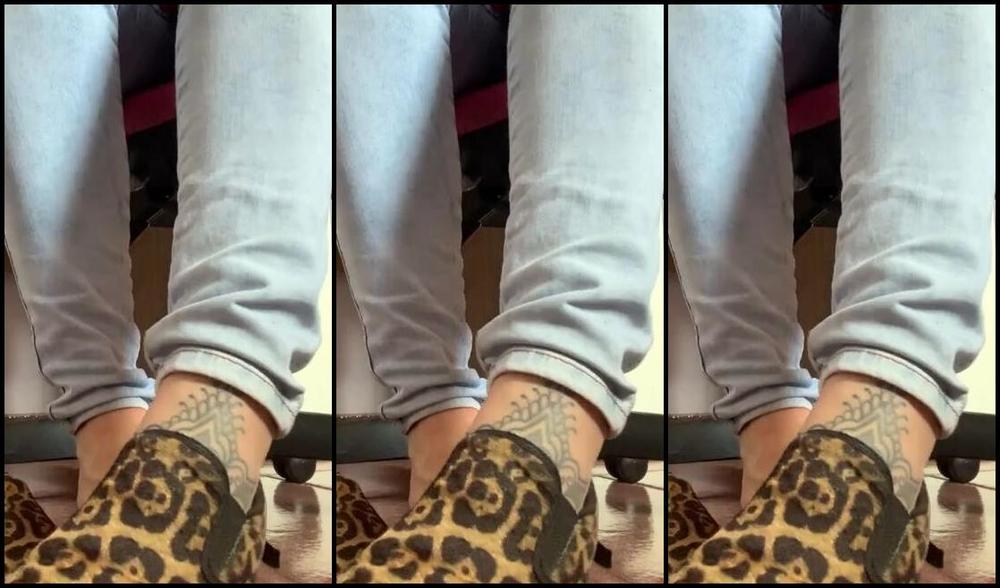 Pe Da Ale Nicknamed Pedaale Foot Fetish 07 15 2021 Onlyfans Video O Cheiro Do Meu Pe My Feet And My Perfum