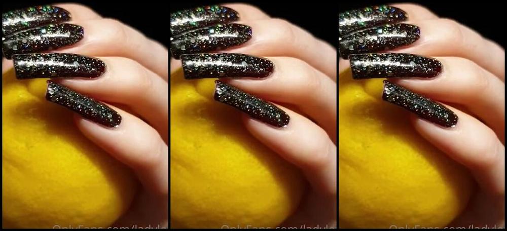 Lady Left Nicknamed Ladyleft 02 13 2021 Onlyfans Video A Collection Of Lemon Slicing Skin Piercing Videos In Black Glittering Polish Psmo