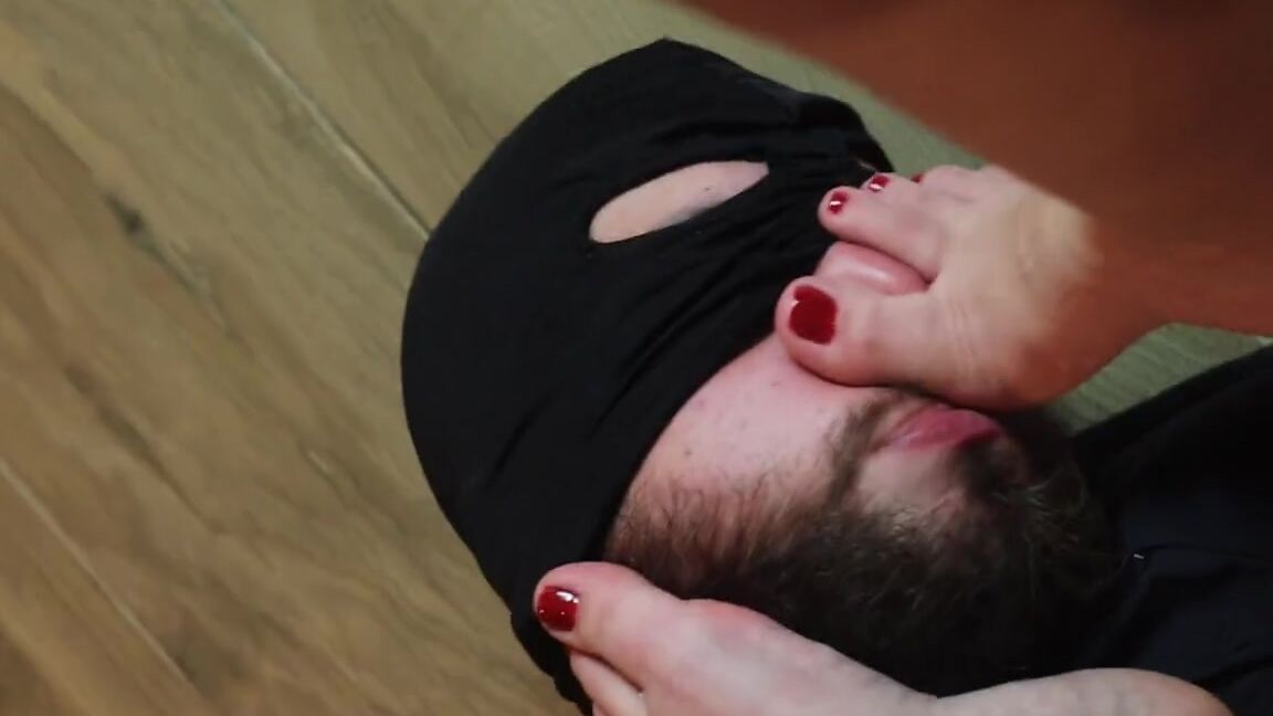 Missy Queen Nicknamed Queen Missy 09 29 2022 Onlyfans Video Adorando Minhas Botas Sendo Forcado A Cheirar Meu Chule Apanhar Dos Meus Pes E Depois Ser