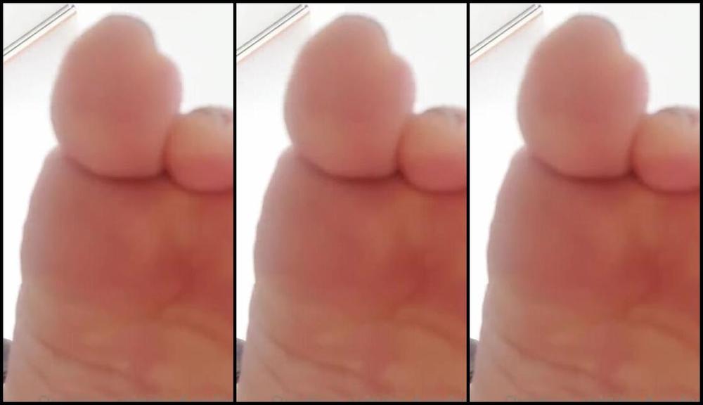 Tinyfairyfeet Nicknamed Tinyfairyfeet 04 17 2023 Onlyfans Video If Youre Not Careful Im Going To Squash You Flat