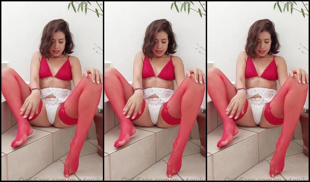 Pinkpikol Nicknamed Pinkpikol Onlyfans Que Tengan Dulces Y Hmedos Sueos Amores Hoy Duermo Solita Y Caliente Escrbanme