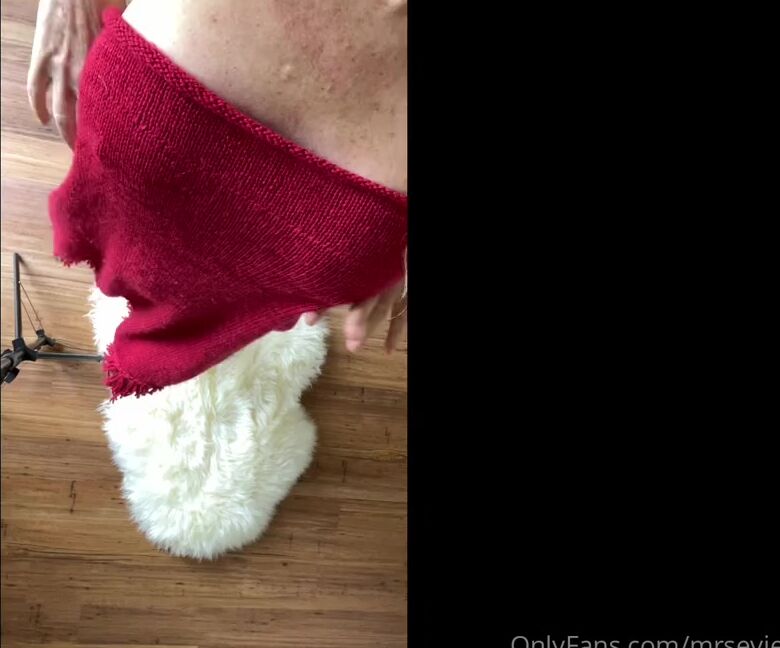 Mrs Evie Mae Nicknamed Mrseviemae 04 03 2022 Onlyfans Видео Воспроизведение На Моем Новейшем Коврике Из Овчины Ez
