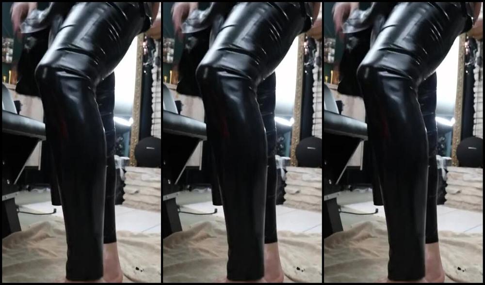 Dollified Nicknamed Dollified Onlyfans Happy Friday Here Is The Ever Cute Xannfans Slipping Into A Rubber Kitty For All Of Your Y5