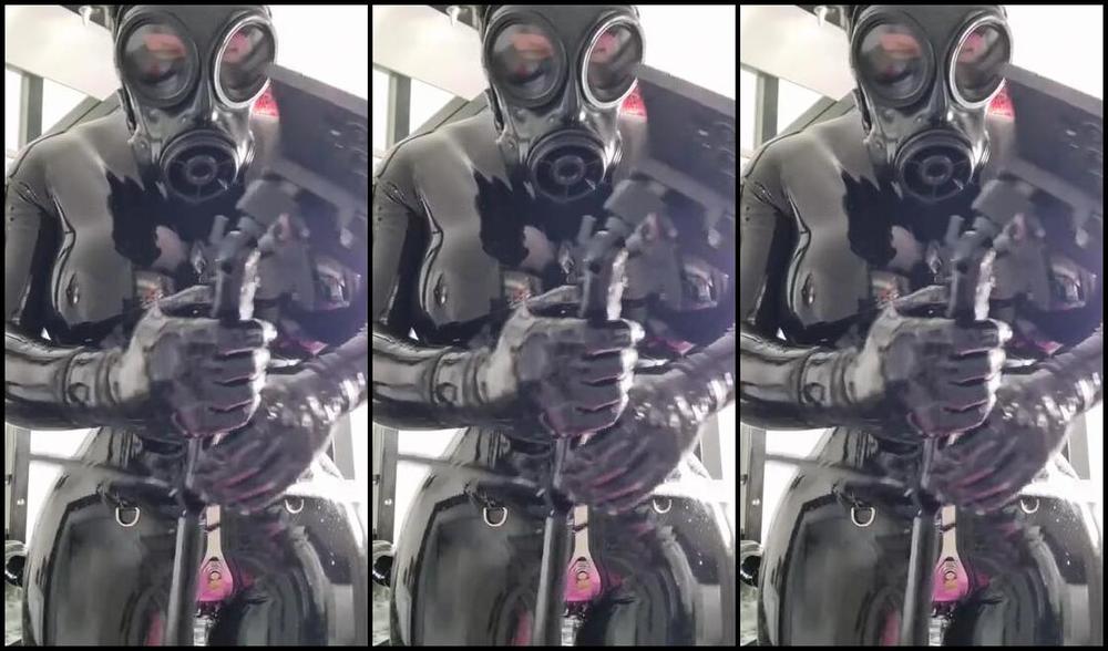 Emma Lee Nicknamed Rubberdollemma 02 22 2024 Onlyfans Video Good Morning Rubber Pervs Couldnt Sleep Tonight Very Well In My Rubber Encasement And The