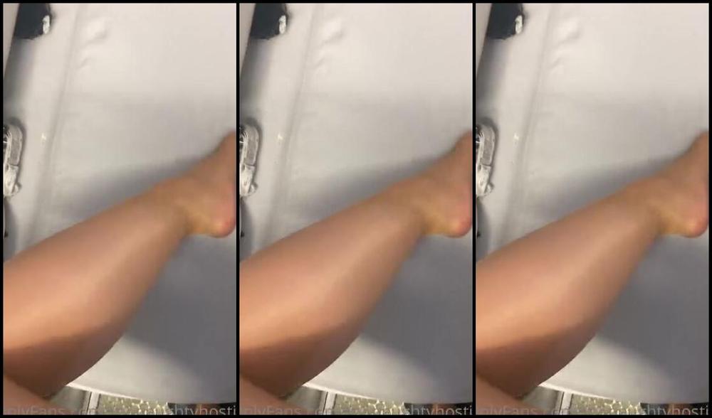 Naughty Nylons Nicknamed Naughtynylons Onlyfans I Passenger Watched Me I Think He Liked The Show