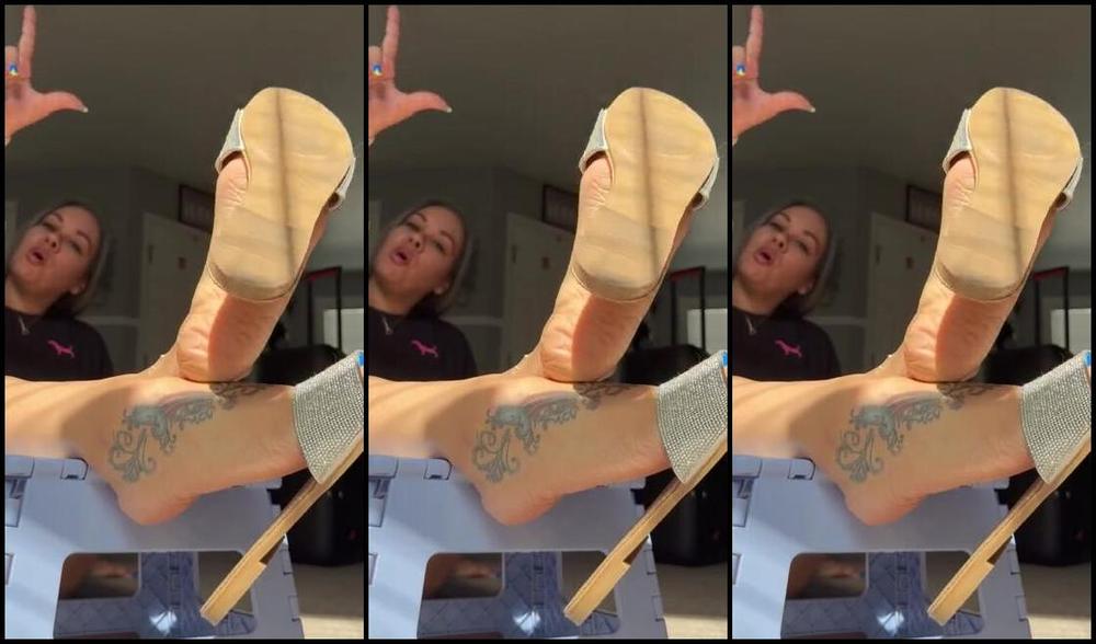 Deedee Nicknamed Deedeericanfeet 07 03 2025 Onlyfans Video As Requested Dangling Sparkly Slides Loser Dangle Tease