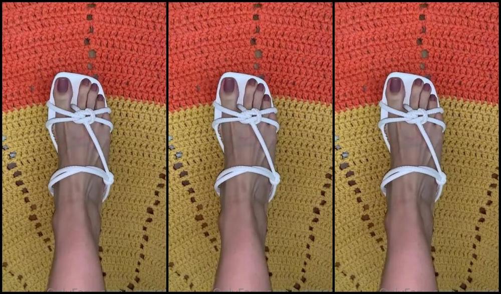 Srta Dess Nicknamed Srtadess 01 30 2022 Onlyfans Video Ganhei Esse Presente Lindo Vcs Gostaram I Got This Beautiful Gift