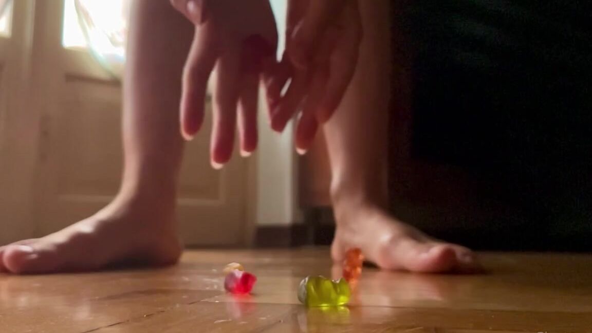 Giantess Elixs Nicknamed Giantesselixs 10 27 2023 Onlyfans Video Just Warming Up Before I Crush Your Entire City