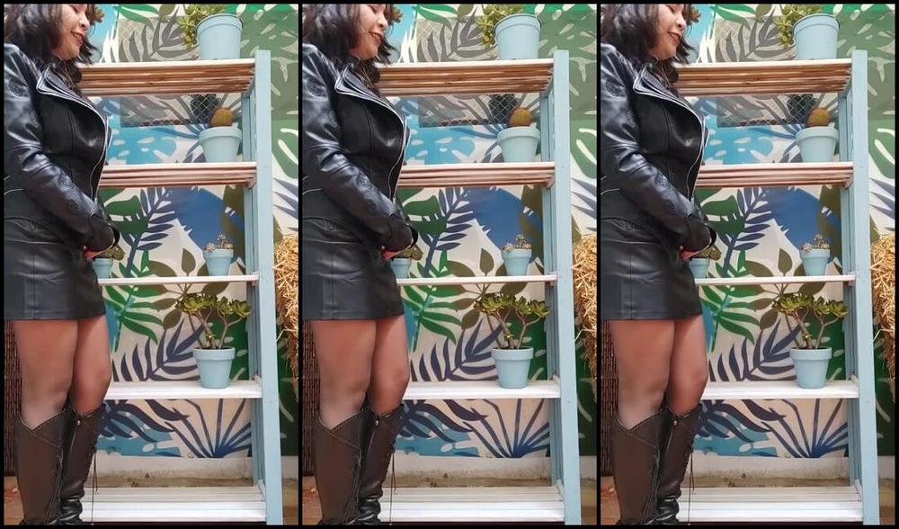 Reina Leather Nicknamed Reinaleather Onlyfans Suculenta Diy Project