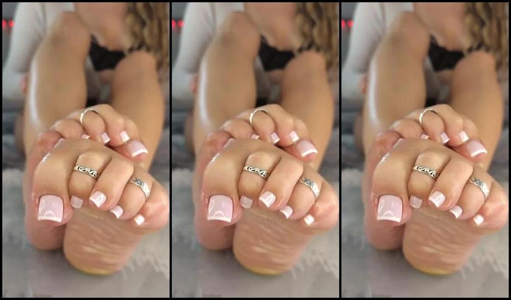 Miawildft Nicknamed Miawildft 10 08 2023 Onlyfans Video Oiled Up And Ready For A Nice Massage