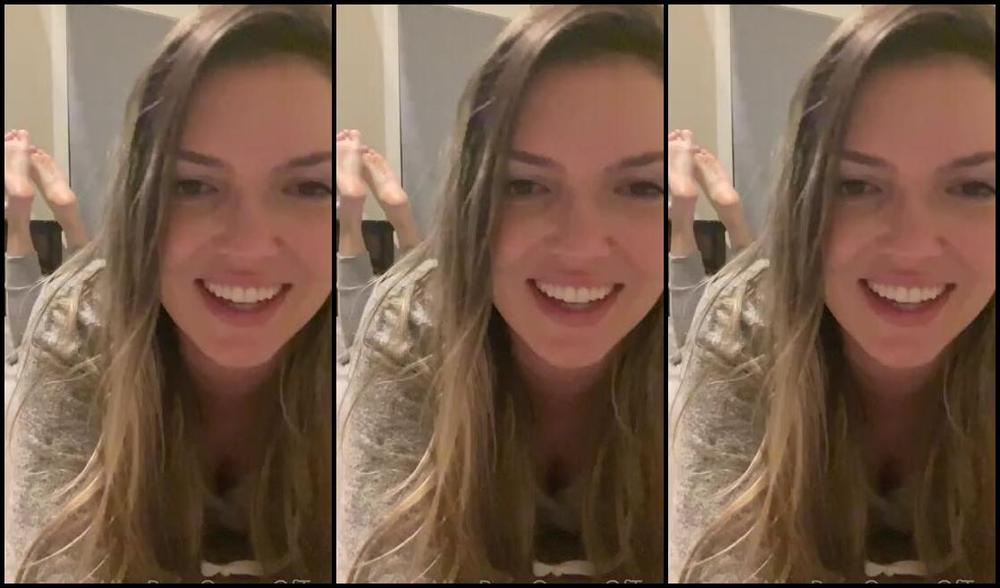 Alice Rose Nicknamed Alicerosequeenoftoes 12 22 2022 Onlyfans Video I Figured Why Not Chat Share My Feet And My Face All In One Video