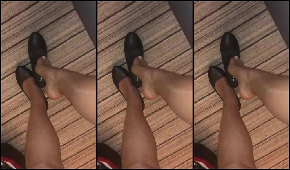 Naughty Nylons Nicknamed Naughtynylons Onlyfans Who Likes The New Ground Shoes