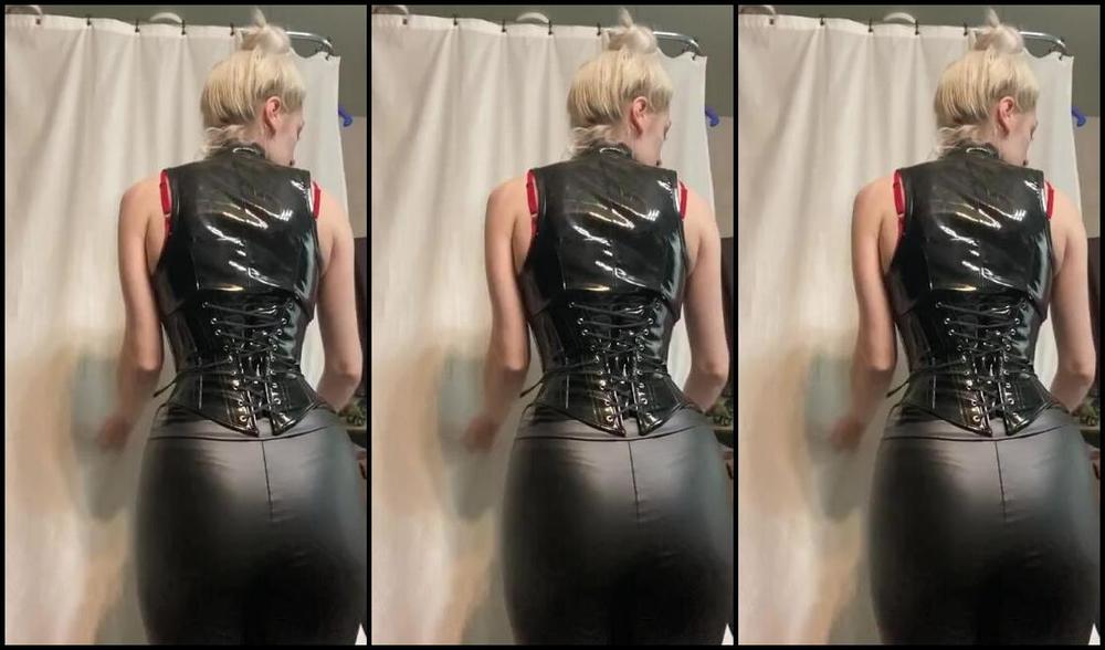 Miss Adah Vonn Nicknamed Topdomme Onlyfans Vid Tightening My Own Corset