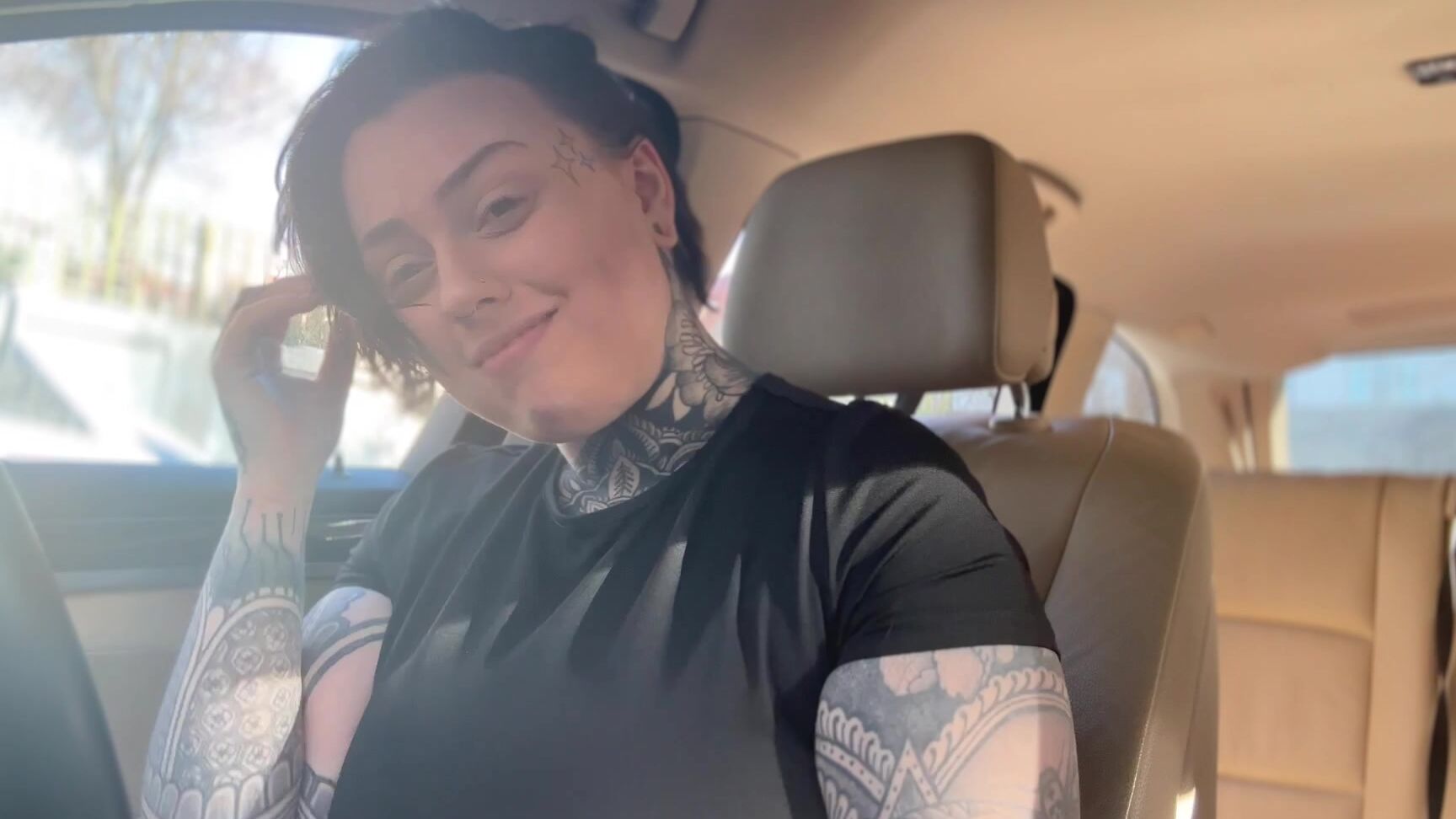 "MissValentina" barefoot, driving, drivingsimulator, femdom, femdompov driving barefoot manyvids