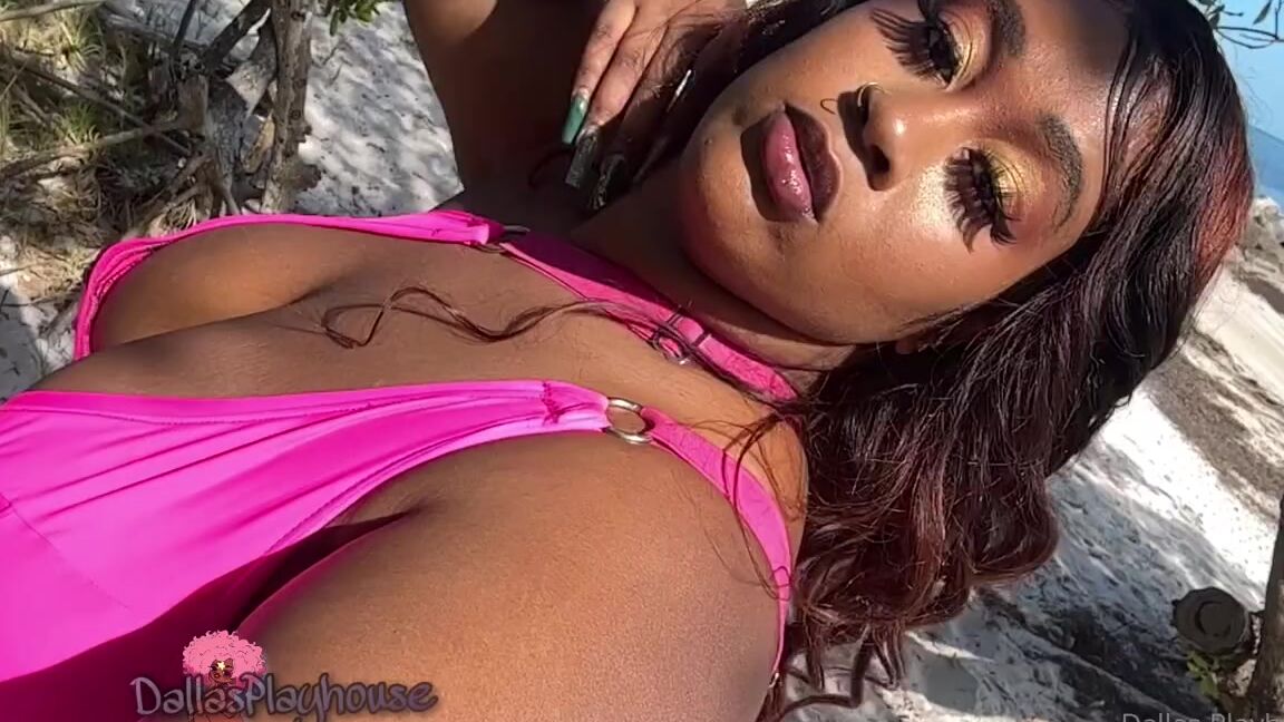 Goddess Dallas Nicknamed Dallasplayhouse 01 24 2023 Onlyfans Video Wasnt On The Beach Long Enough To Catch A Tan But I Did Catch The Sun
