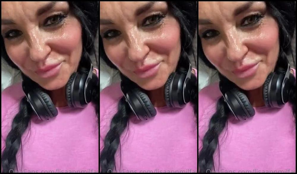 Miss Lara Perfect Nicknamed Misslaraperfect Onlyfans 04 08 2021 Who S Gonna Give Me A Post Workout Rub Down