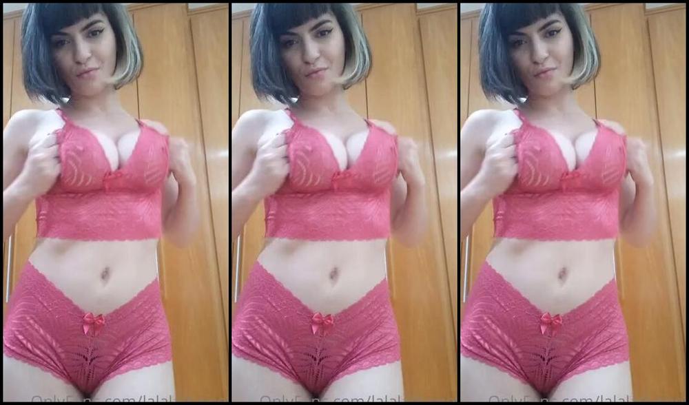 Lady Snow Nicknamed Lalaladysnow 12 25 2022 Onlyfans Video Oii Mamados Estava Meio Sumida Passando Um Tempo Com A Familia Mas Ja Estou De Volta