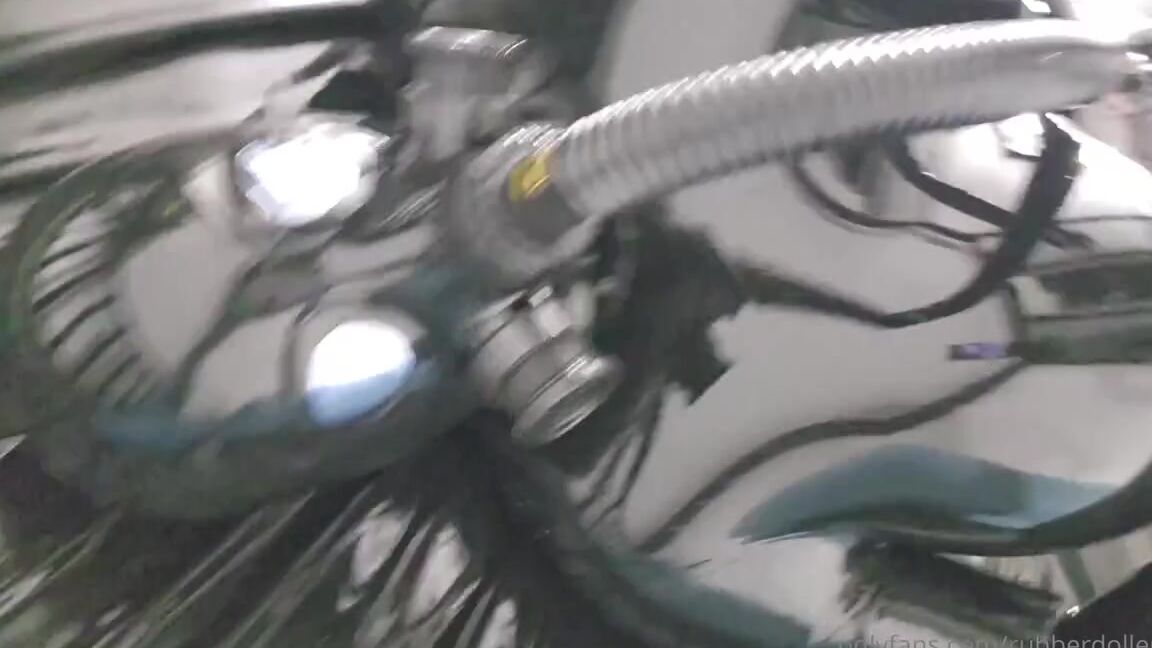 Emma Lee Nicknamed Rubberdollemma 01 21 2025 Onlyfans Video This Machine Is Just So Awesome And I Love Using It In Random Mode