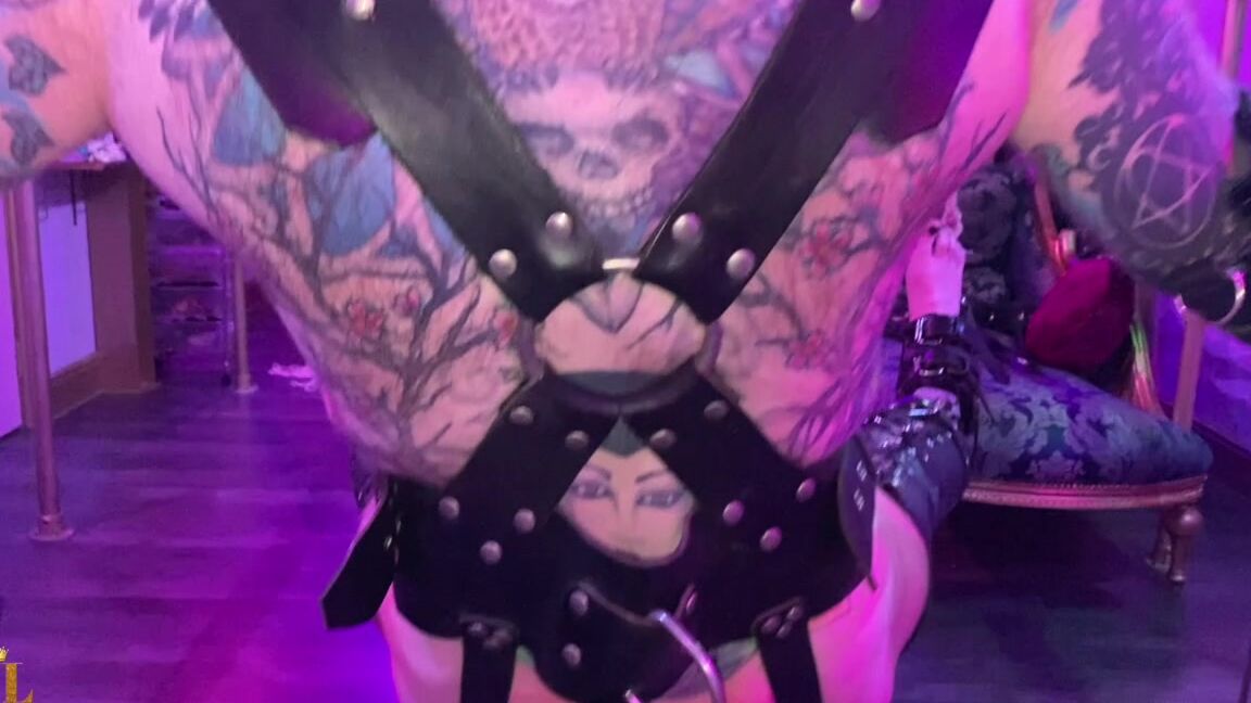 Vivienne Lamour Suspended Bondage Fucking Machine Manyvids