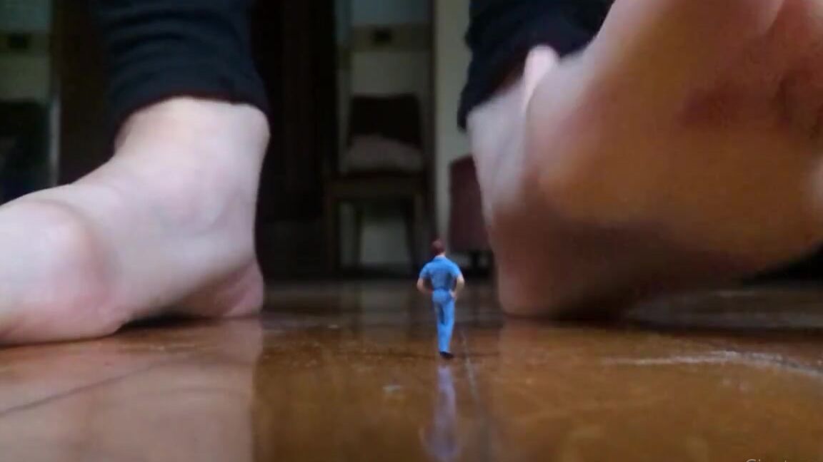 Giantess Elixs Nicknamed Giantesselixs 03 14 2022 Onlyfans Video Can You Hear The Booming Steps The Giantess Is Coming And You Are On Her Way