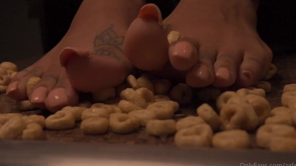 Zafeet Nicknamed Zafeetllc 06 01 2025 Onlyfans Video Smashing Asmr