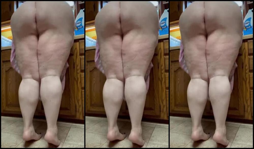 Fattyfeet420 Nicknamed Fattyfeet420 08 15 2023 Onlyfans Video Creep On Me While I Wash Some Dishes