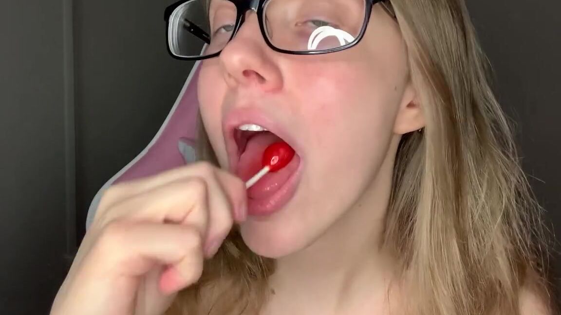 Jennaize Nicknamed Jennaize Onlyfans Counting Down From 70 Joi And Lollipop Licking