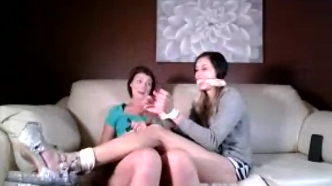 Constance Nicknamed Modelconstance1 06 09 2022 Onlyfans Video Stream Started At 09062022 0357 Am Welcome To Our Live Stream