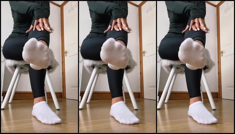 Naughty Nylons Nicknamed Naughtynylons Onlyfans Sweaty Sock Peel Offs Nothing I Love More Than Peeling Off The Moist Cotton Sock