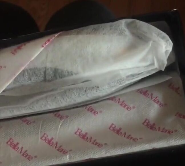 Miss Adah Vonn Nicknamed Topdomme Onlyfans Opening My First Pair Of Flats Shiny New