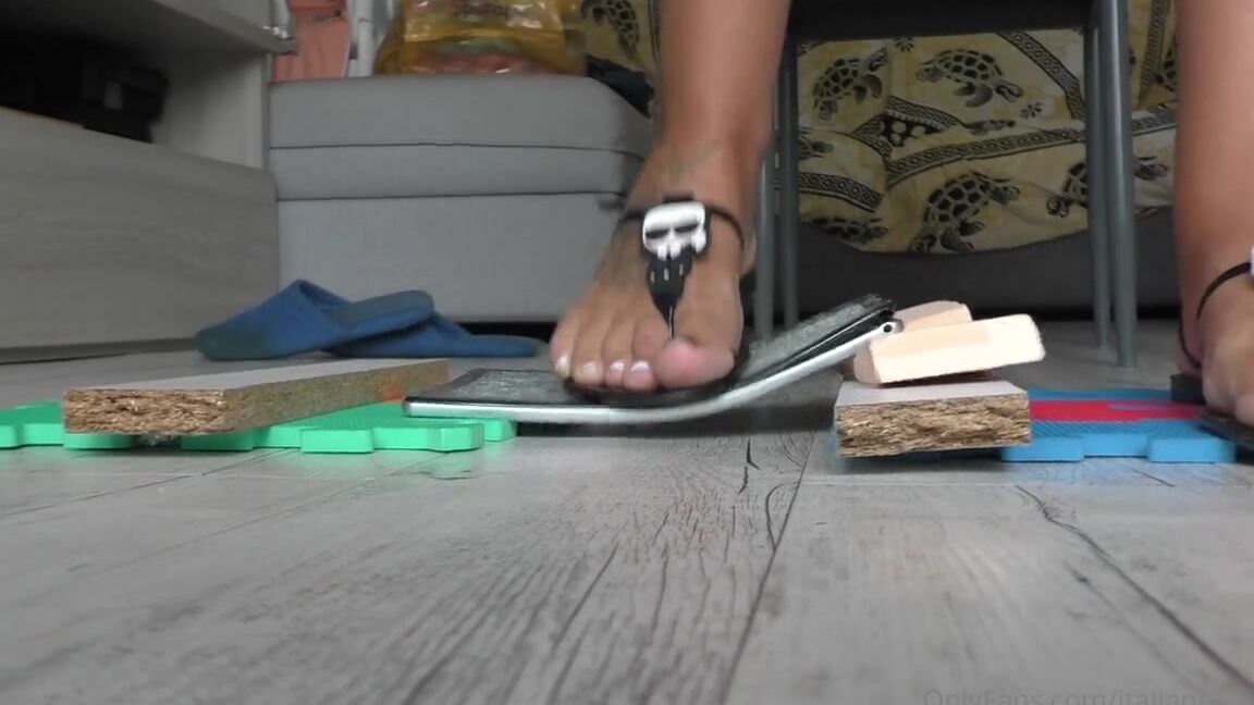 Italian Girlfriend Nicknamed Italiangirlfriend 08 30 2022 Onlyfans Video Testing It Strenght Part 3