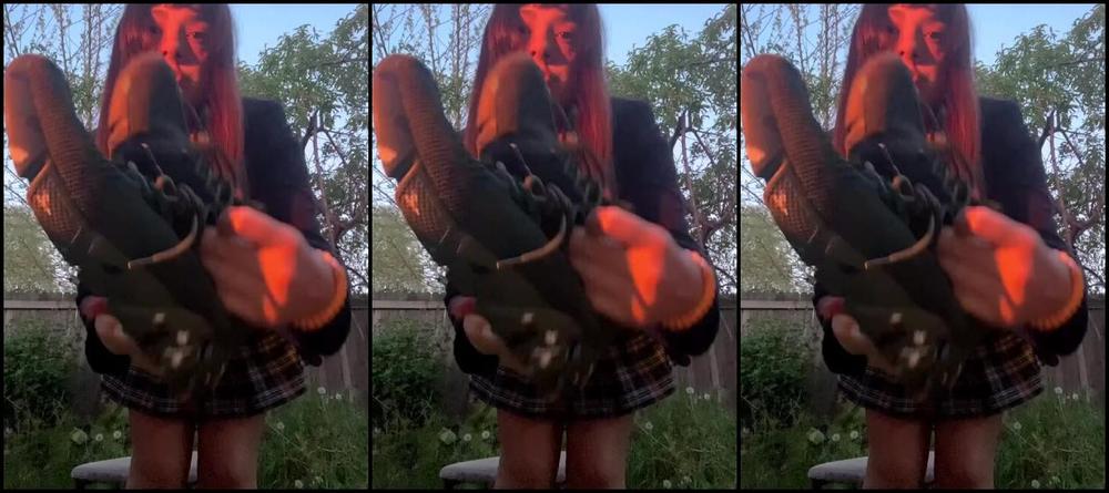 Gaptoothgirl Nicknamed Gaptoothgirl 05 13 2024 Onlyfans Video Check Out This Awesome Jacket And Running Shoes I Just Got Modeling It For You Also Zdga