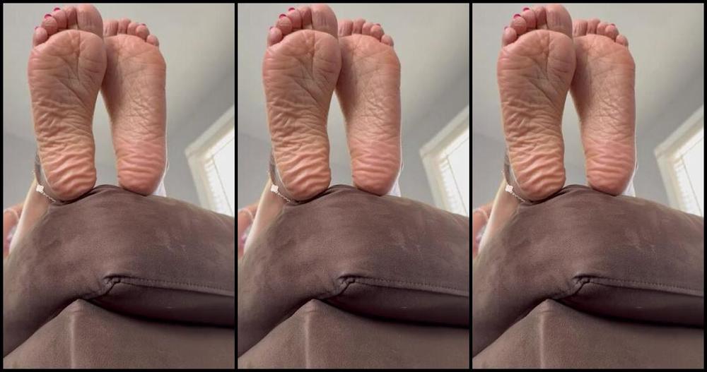Deedee Nicknamed Deedeericanfeet 07 18 2025 Onlyfans Video As Requested In This Dope View Of My Wrinkly Soles