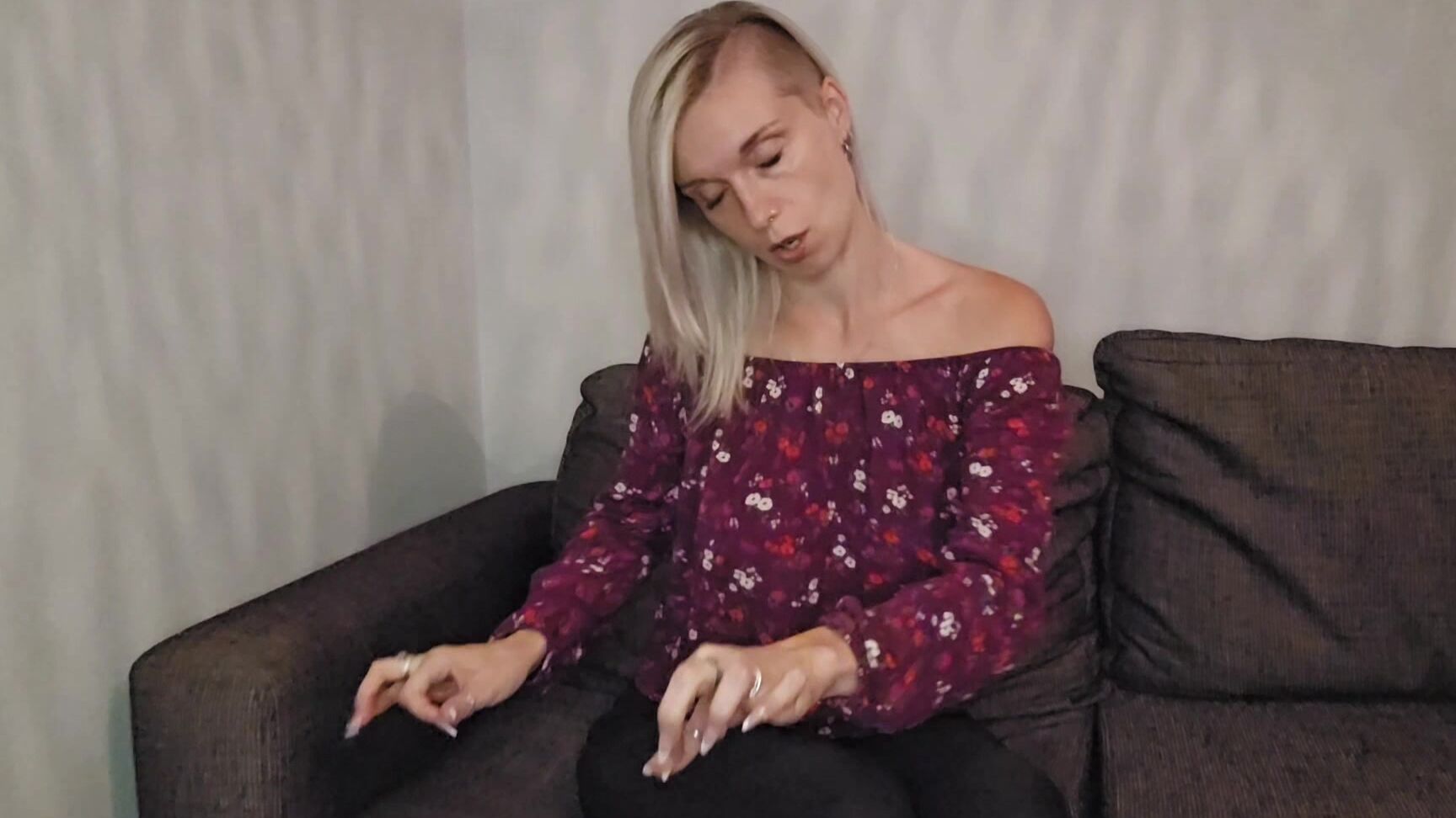 "Lexi Snow" femdom, nanny, spanking, spankingpov Babysitters Spanking manyvids